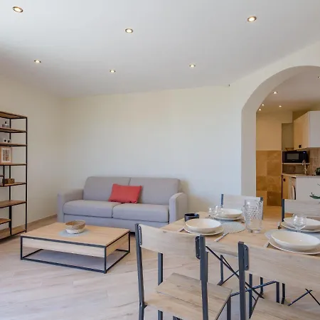 Les Dauphins-2 By Interhome * サント・マキシム